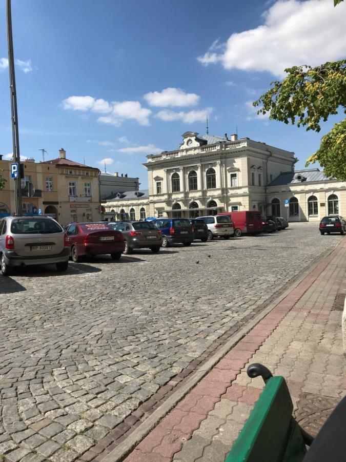 Apartament Mickiewicza - Pkp Station Przemysl Bagian luar foto