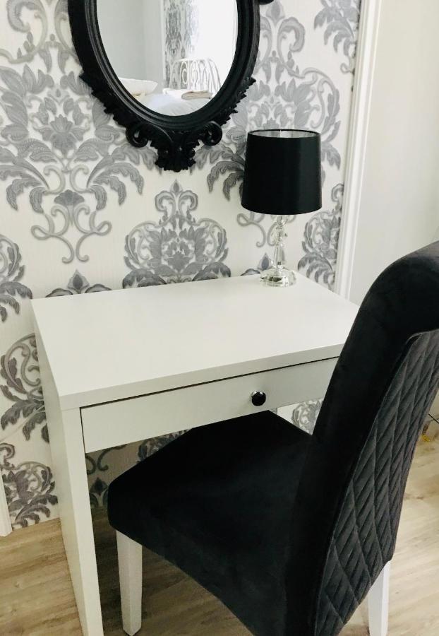 Apartament Mickiewicza - Pkp Station Przemysl Bagian luar foto