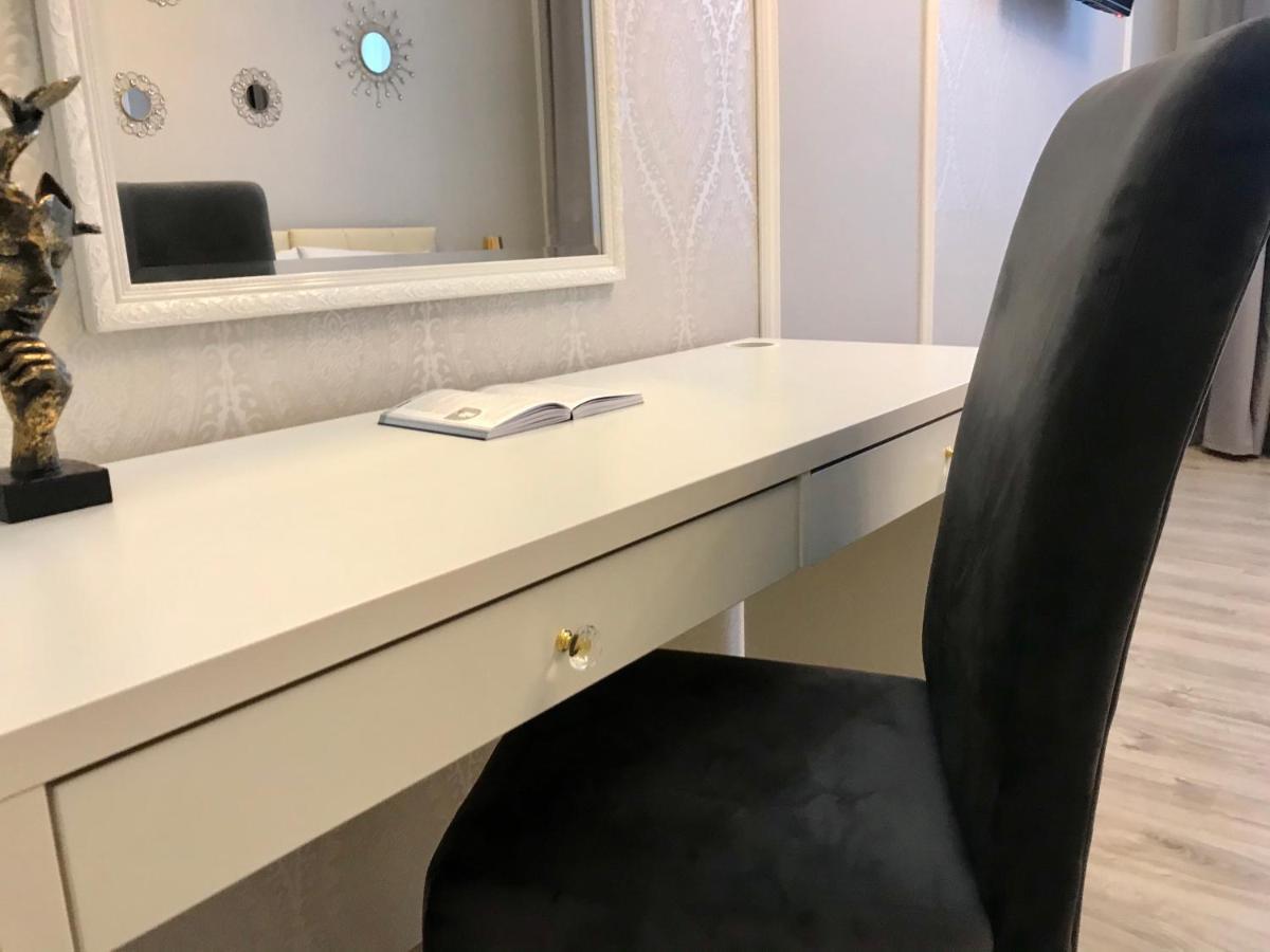 Apartament Mickiewicza - Pkp Station Przemysl Bagian luar foto