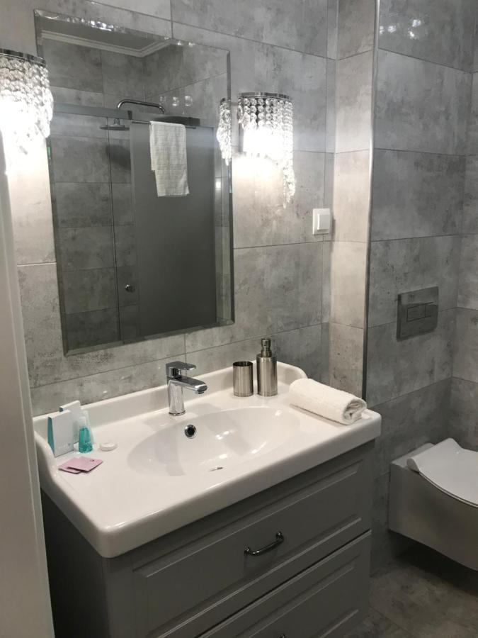 Apartament Mickiewicza - Pkp Station Przemysl Bagian luar foto