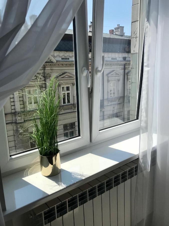 Apartament Mickiewicza - Pkp Station Przemysl Bagian luar foto